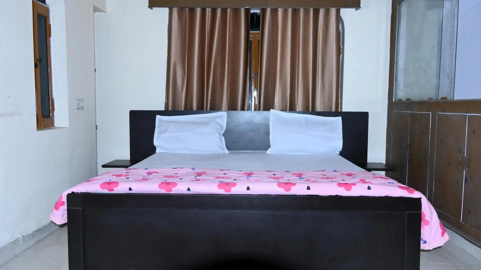 Swati Home Stay Varanasi